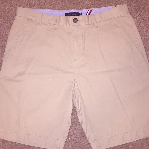 Tommy Hilfiger shorts - Picture 1 of 1